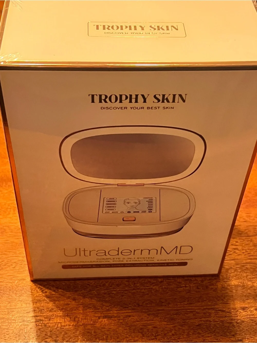 TROPHY SKIN UltradermMD            3-in-1 Facial Skincare Device System